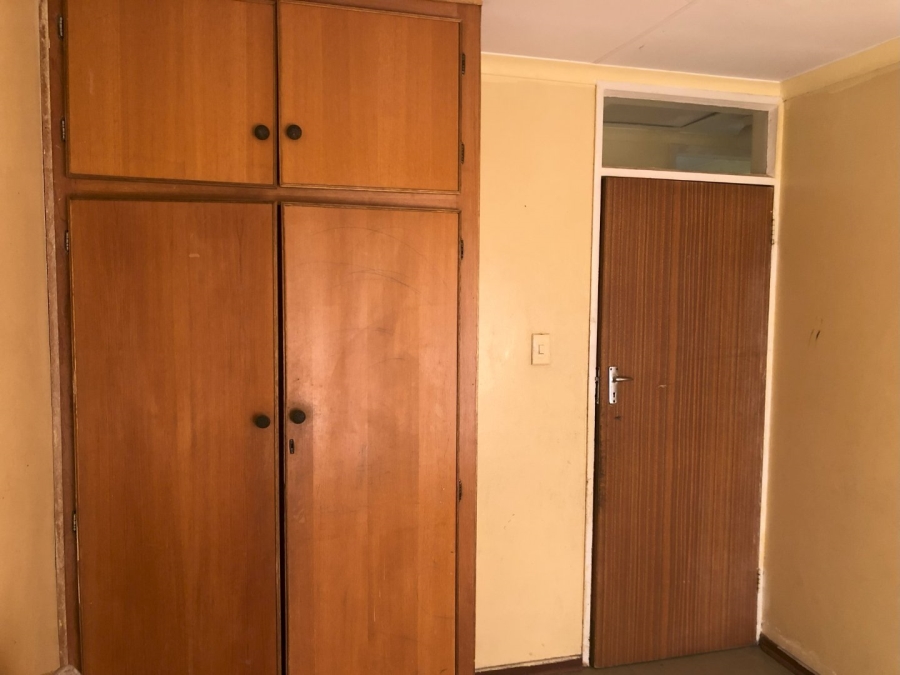 3 Bedroom Property for Sale in Molifi Tau Kloof Free State